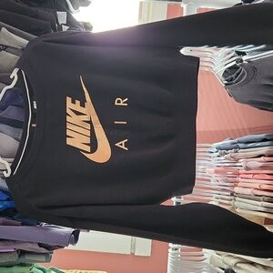 Nike Cropped Sweatshirt XS